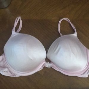 Victoria’s Secret used 36D